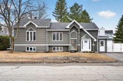 2406 Rue Isaac-Jogues  Saint-Jérôme, QC J7Y 4R6