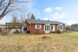 3960 Rue Principale  Dunham, QC J0E 1M0