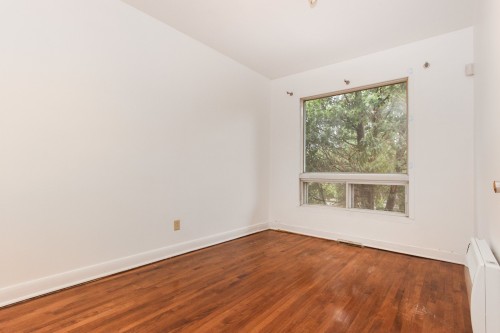 Chambre à coucher - 204 Av. De Sanford, Saint-Lambert, QC - Indoor Photo Showing Other Room