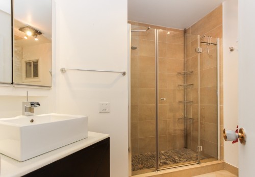 Salle de bains - 204 Av. De Sanford, Saint-Lambert, QC - Indoor Photo Showing Bathroom