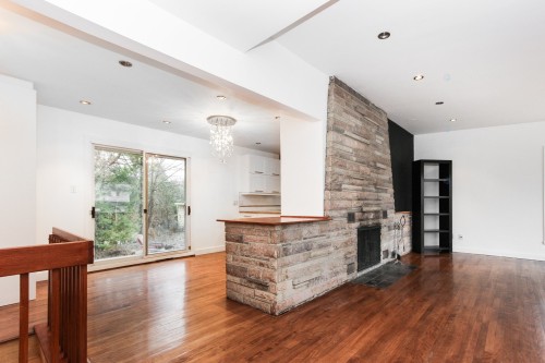 Autre - 204 Av. De Sanford, Saint-Lambert, QC - Indoor With Fireplace