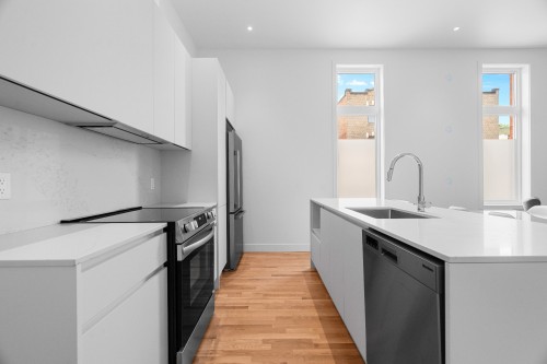 Cuisine - 1112 Rue De Bellechasse, Montréal (Rosemont/La Petite-Patrie), QC - Indoor Photo Showing Kitchen