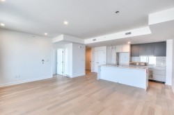 901-425 Boul. des Anciens-Combattants Sainte-Anne-De-Bellevue, QC H9X 0B9