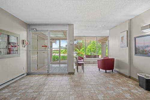 Mud Room - 305-485 Rue Rochon, Saint-Jérôme, QC - Indoor Photo Showing Other Room