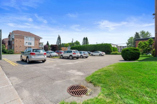 Parking - 305-485 Rue Rochon, Saint-Jérôme, QC - Outdoor