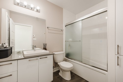 Salle de bains - 204-5681 Rue Chambord, Montréal (Rosemont/La Petite-Patrie), QC - Indoor Photo Showing Bathroom