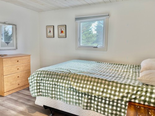 Chambre à coucher - 954 Ch. De Gros-Cap, Les Îles-De-La-Madeleine, QC - Indoor Photo Showing Bedroom
