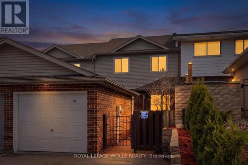 87 RALGREEN CRESCENT  Waterloo, ON N2M 1V1