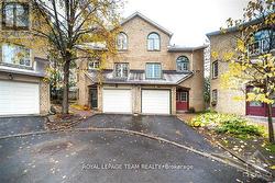 2982 RICHMOND ROAD S  Ottawa, ON K2B 6S7