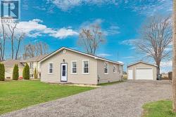 1030 OAK AVENUE Kingsville, ON N9Y 3T6