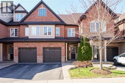 300 RAVINEVIEW Way Unit# 41 Oakville, ON L6H 7J2