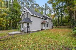 190 MAPLE STREET Bracebridge (Macaulay), ON P1L 1K4
