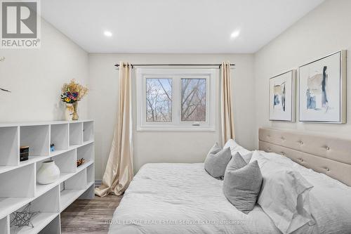 22 - 1176 Jamesway Boulevard, Oakville, ON - Indoor Photo Showing Bedroom