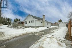 335 Toledo St. Thunder Bay, ON P7A 2S1