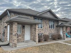 UNIT A - UPPER-1760 DAYTONA Avenue Windsor, ON N9B 3W5