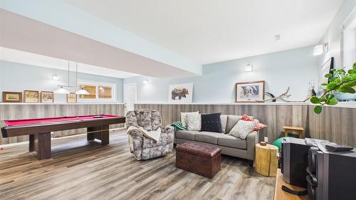 2220 3A Street, Cranbrook, BC - Indoor Photo Showing Other Room