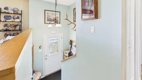 2220 3A Street, Cranbrook, BC - Indoor Photo Showing Other Room