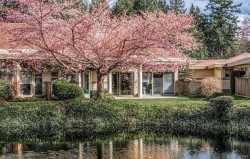 823 Lakes Blvd Parksville, BC V9P 2P8