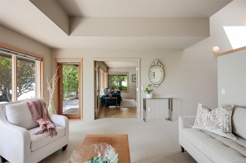 114 Arbutus Rd, Salt Spring, BC 