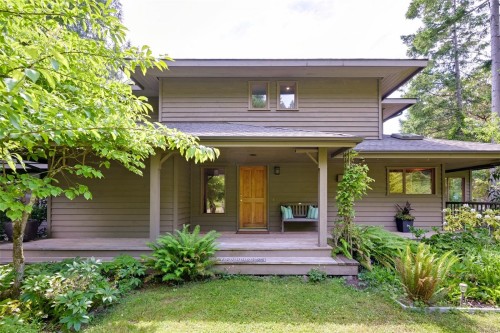 114 Arbutus Rd, Salt Spring, BC 