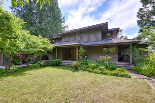 114 Arbutus Rd, Salt Spring, BC 