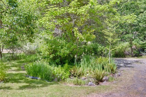114 Arbutus Rd, Salt Spring, BC 