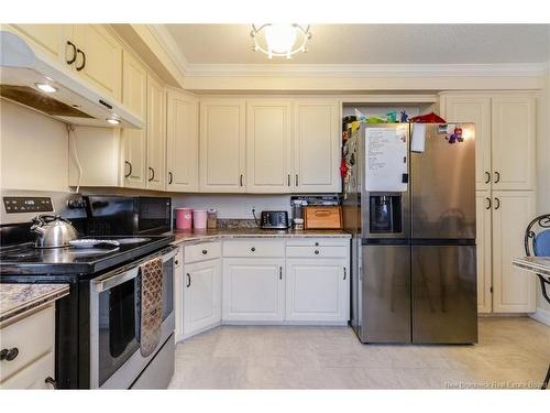 186 Willingdon St, Fredericton, NB 