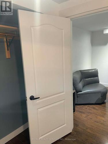 920 Ledbury Crescent, Mississauga, ON - Indoor Photo Showing Other Room