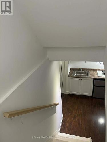 920 Ledbury Crescent, Mississauga, ON - Indoor