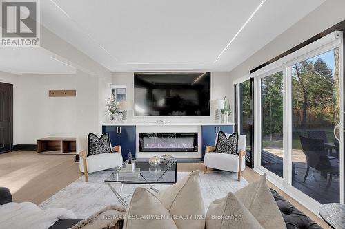 1915 Delaney Drive, Mississauga, ON - Indoor Photo Showing Living Room With Fireplace