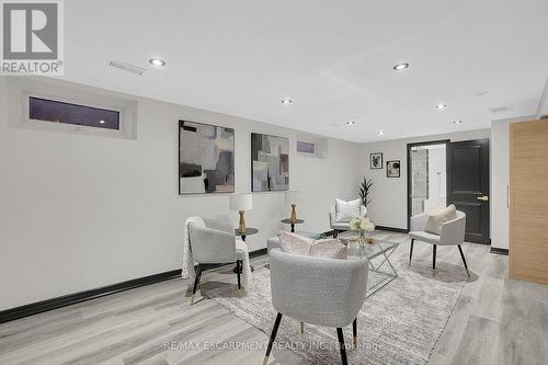 1915 Delaney Drive, Mississauga, ON - Indoor