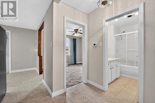 379 Talbot Street, Hamilton, ON - Indoor Photo Showing Other Room