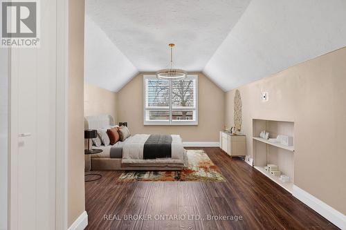 379 Talbot Street, Hamilton, ON - Indoor