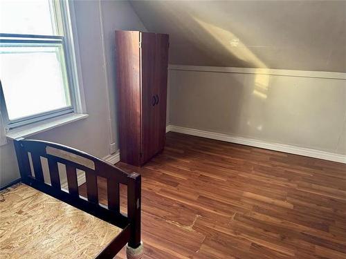 673 Toronto St, Winnipeg, MB 