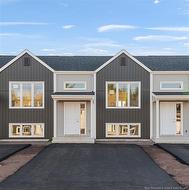 303 Elsliger ST  Dieppe, NB E1K 0A5