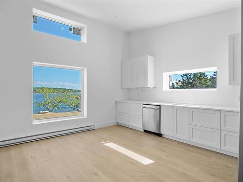 659 West Liscomb Point Road, Liscomb, NS 