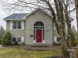 58 Riverwood Drive  Timberlea, NS B3T 1C7