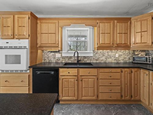 949 Mclean Street, Halifax, NS 