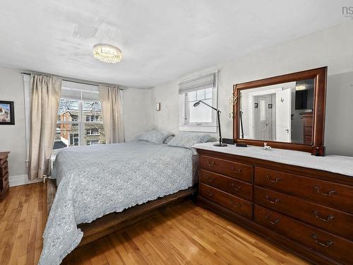 949 Mclean Street, Halifax, NS 