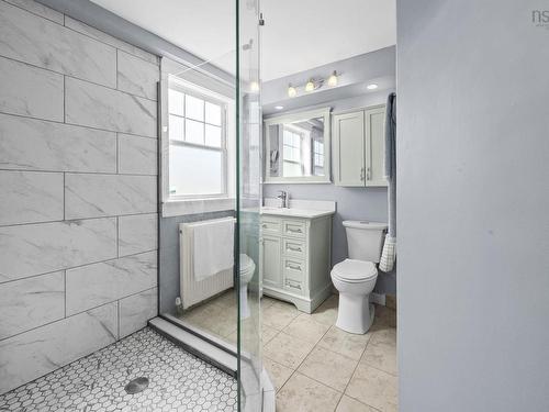 949 Mclean Street, Halifax, NS 