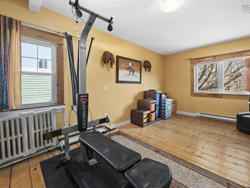 949 Mclean Street, Halifax, NS 