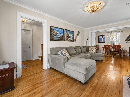 949 Mclean Street, Halifax, NS 
