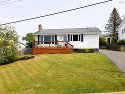 57 Clearview Drive  Halifax, NS B3R 1N7