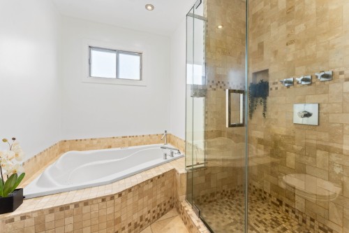 Salle de bains - 4 Rue Lambert, Repentigny (Repentigny), QC - Indoor Photo Showing Bathroom