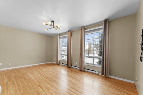 Chambre à coucher principale - 4 Rue Lambert, Repentigny (Repentigny), QC - Indoor Photo Showing Other Room