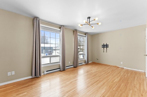 Chambre à coucher principale - 4 Rue Lambert, Repentigny (Repentigny), QC - Indoor Photo Showing Other Room