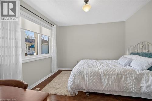 232 Silverbirch Boulevard, Hamilton, ON - Indoor Photo Showing Bedroom