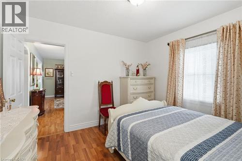 54 Bingham Road, Hamilton, ON - Indoor Photo Showing Bedroom