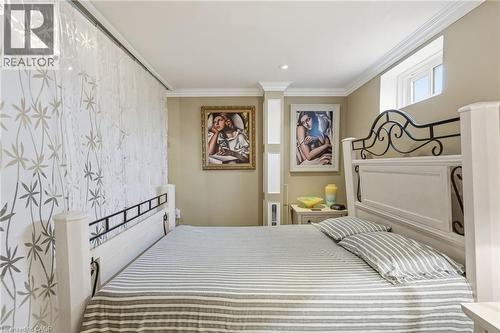 54 Bingham Road, Hamilton, ON - Indoor Photo Showing Bedroom