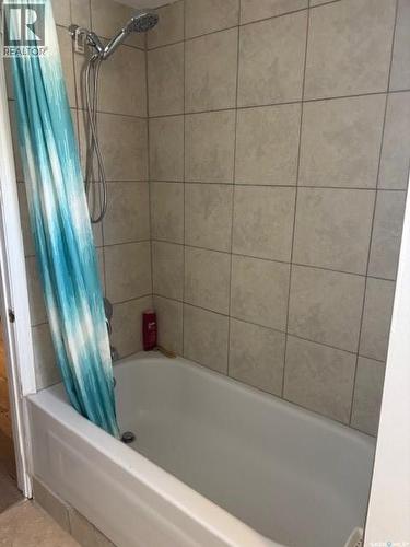 154 Shevchenko Crescent, Canora, SK - Indoor Photo Showing Bathroom